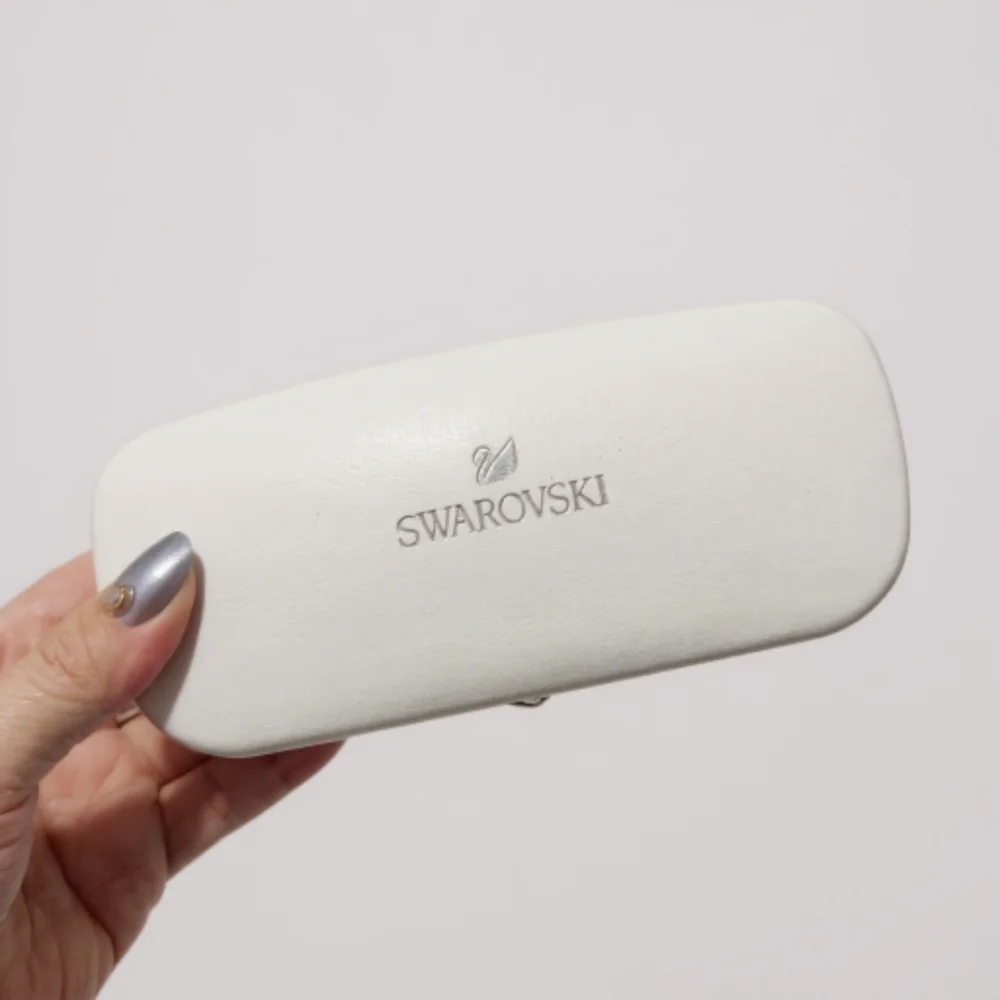 New Swarovski Eyeglass Case/Holder With Cleaning Cloth